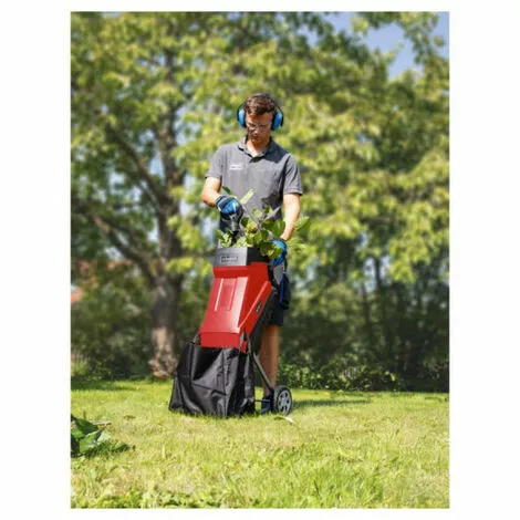 Pack SCHEPPACH Broyeur électrique - 2400 W - 2 Sac Collecteurs - GS55 - Tronçonneuse Thermique ProCut - 40 Cm - 1400 W - CSP41 5 Pack SCHEPPACH Broyeur électrique - 2400 W - 2 Sac Collecteurs - GS55 - Tronçonneuse Thermique ProCut - 40 Cm - 1400 W - CSP41 – Image 3